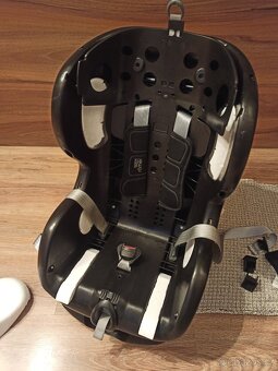 Autosedačka Britax Römer Trifix 2 i-SIZE černá - 3