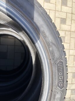 Zimní pneu Goodyear UltraGrip 235/45 R 18 98V - 3
