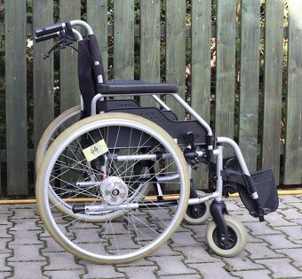 044-Mechanický invalidní vozík Meyra. - 3