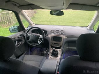 Ford galaxy - 3