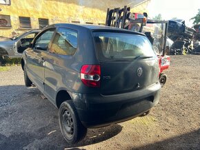 Vw Fox - 3