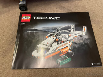 LEGO Technic 42052 Helikoptéra na těžké náklady - 3