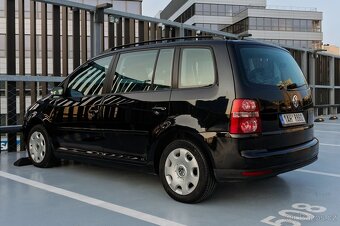 Volkswagen Touran 1.9TDI Trendline (7 míst, 77 kW) - 3