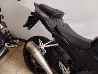 Suzuki gsxr 1000 rok.2007 - 3