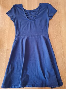 Dívčí letní šaty zn. H&M vel.146-152 - 3