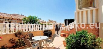 Prodej prostorného domu 3kk s střešní terasou ORIHUELA COSTA - 3