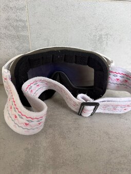 Dětská lyžařská helma a brýle - 3