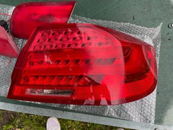 BMW E92 lci zadní světla - 3