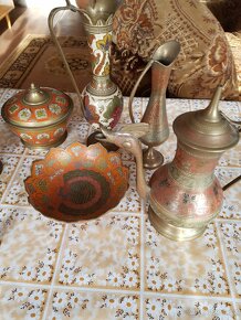 Mosazné vázy, misky, konvice - 3