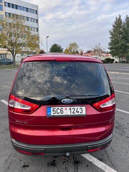 Prodám Ford Galaxy II 2,0 107kW benzín r.v. 2008 - 3