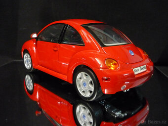 Volkswagen New Beetle 1,9 TDi VW Maisto 1/18 - 3