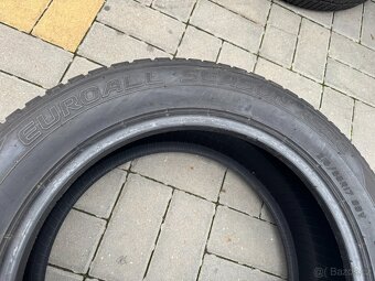 215/55 R17 - 3