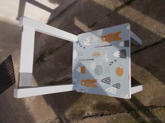 stolek a židličky - 3