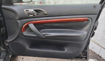 prodám kožené tapce do Škody Superb 1 - 3