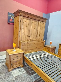 ...Zamluveno...Ložnice Celodřevená - 3