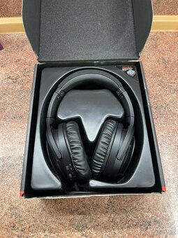 ASUS ROG FUSION II 300 - 3