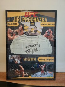 Jiří Procházka podepsané triko - UFC Champ - 3