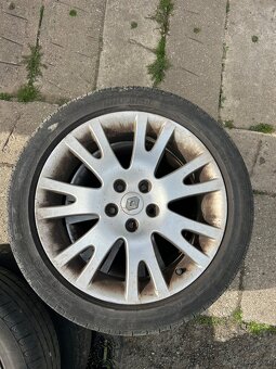 225/45/R17  Renault Laguna 2 - 3