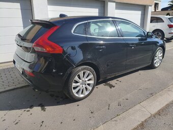 VOLVO V40 D3 110KW 5VÁLEC - 3