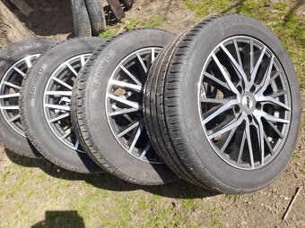 Pneu 275/45 19" - 3