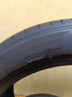 2ks letni 235/45/18 Hankook - 3