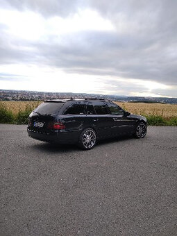 Prodám Mercedes Benz W211 kombi 270cdi rok výroby 2003 - 3