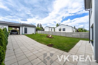 Pronájem RD 4+kk+pracovna a 2xšatna, cca 200m2, pozemek cca - 3