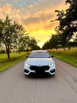 Octavia RS 2.0TDI 147kw dsg - 3
