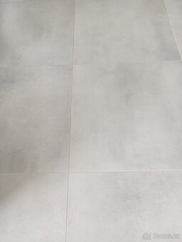5,4 m2 dlažby 60x60 cm imitace betonu Walk Grey - 3