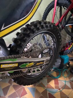 Kawasaki kxf 250 r.v.09 - 3