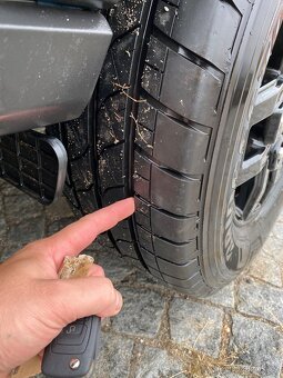 BRIDGESTONE DURAVIS 235/65 R16C - 3