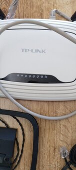 TP Link + kabely - 3