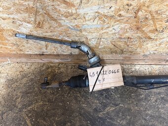 HŘEBENOVÉ ŘÍZENÍ SERVO ŘÍZENÍ AUDI A6 C5 4B1422066E - 3