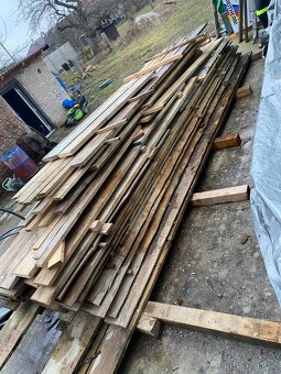 Stavební řezivo- trámky, prkna - 3