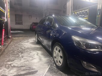 Opel Astra - 3