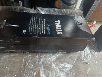 Střešní nosič/příčníky + 3x nosič jízdních kol - 3