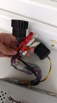 Prodám autoradio ROADSTAR - 3