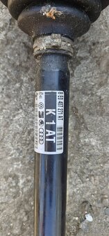 Leva prava predni poloosa audi a4 b7 8e 3.0 tdi - 3