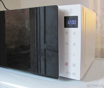 MIKROVLNNÁ TROUBA LG - 3