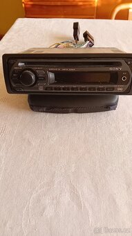 autoradio Sony CDX GT 215 C - 3