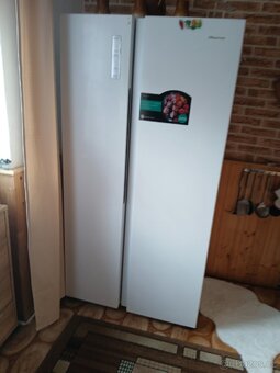 Americká lednice Hisense RS3P538NEWE - 3
