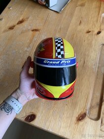 MicroMachines Grand Prix hrací set helma 1999 - 3
