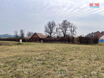 Prodej pozemku k bydlení, 1376 m², Hradčany - 3