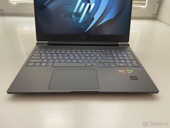 Herní Notebook HP- Ryzen 7 -8845HS-W-RTX-4060-8GB-32 RAM- 1T - 3