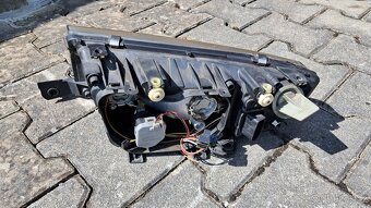 Přední světlo práve Škoda Fabia I - 3