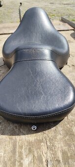 Sedlo Harley Davidson Softail 2001- 200? - 3