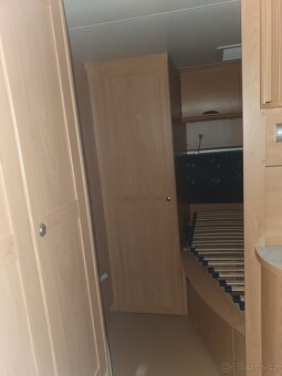 Karavan burstner ventana b - 3
