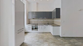 Jedinečný byt 4+kk, 126m2/B/T - Praha - Smíchov - 3