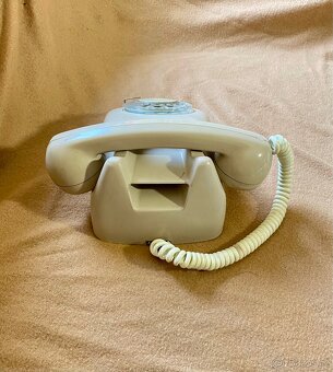 Telefon Tesla - 3