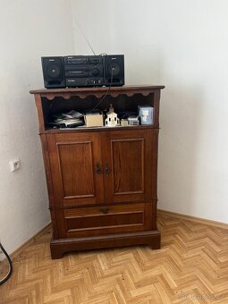 Obývací pokoj v rustikálním stylu - 3